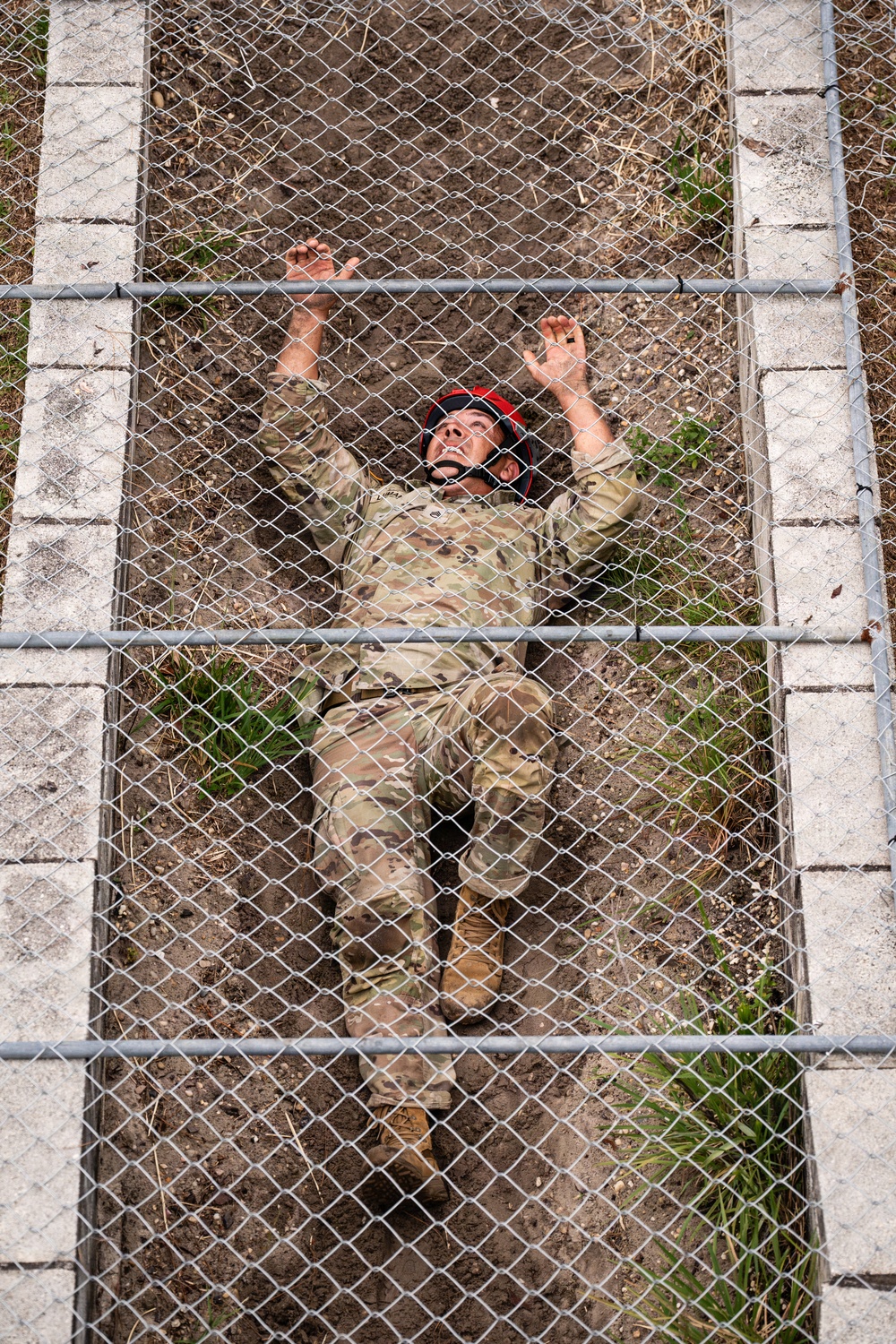 National Best Warrior 2026 competitors challenge themselves through obstacle course