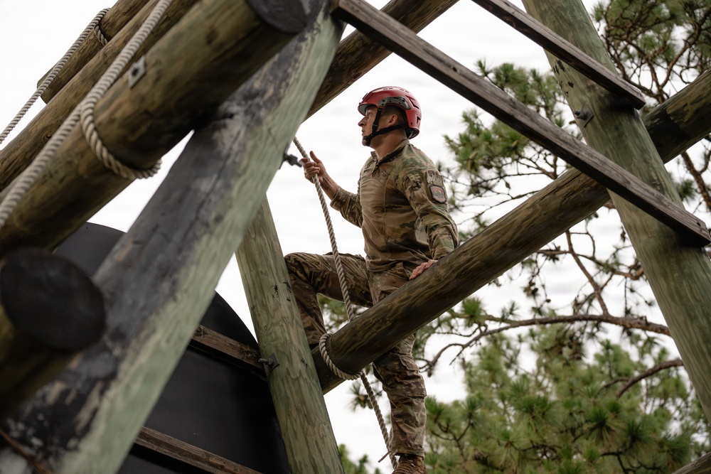 National Best Warrior 2026 competitors challenge themselves through obstacle course