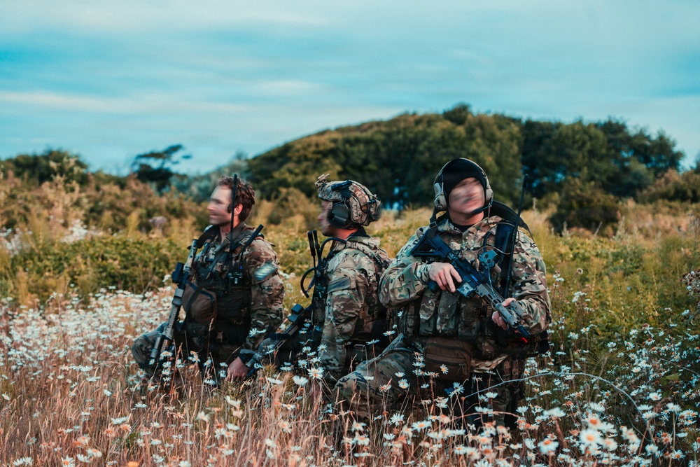 1st Special Forces Group (Airborne) Green Berets conduct Maritime Operation along Puget Sound