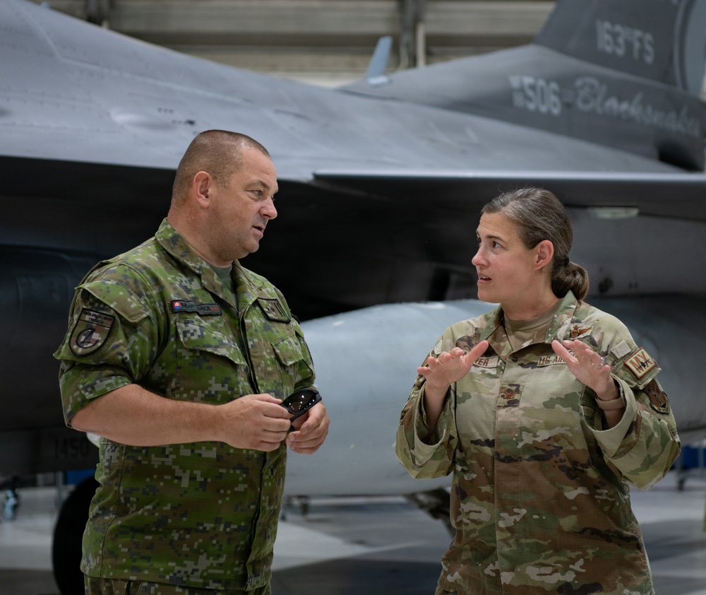 Slovak state partner visits to talk logistics readiness