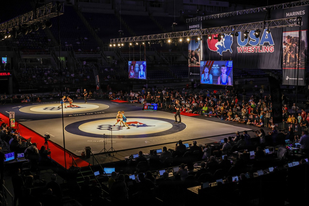 Marines Present Awards During Greco-Roman Finals