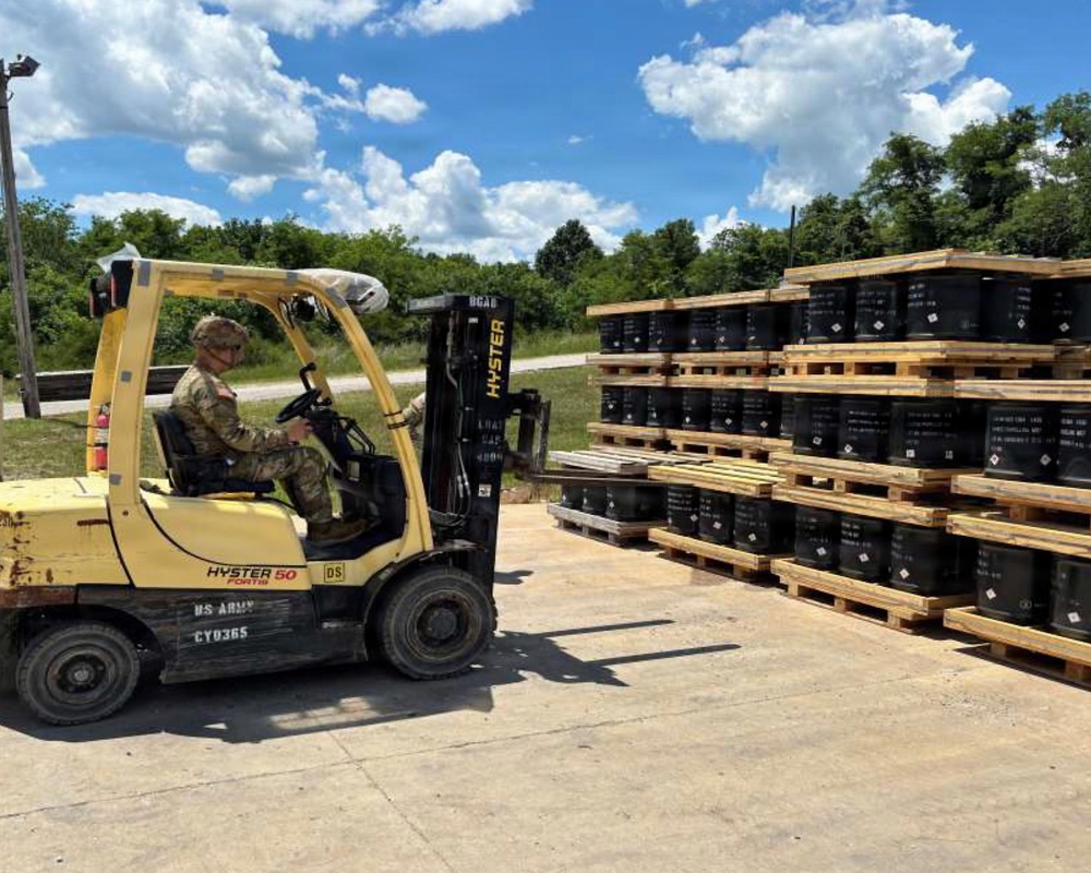 Operation Patriot Press Trains Tennessee Guard Unit at the Blue Grass Army Depot