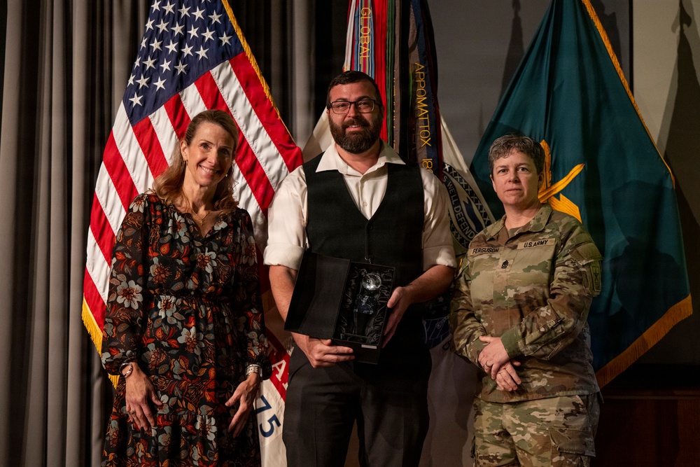 Baltimore District public affairs specialists recognized with USACE, Army awards