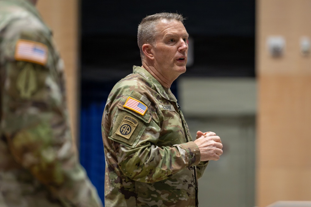 Lt. Gen. Christopher L. Eubank speaks to U.S. Army War College Distance Education Class of 2027