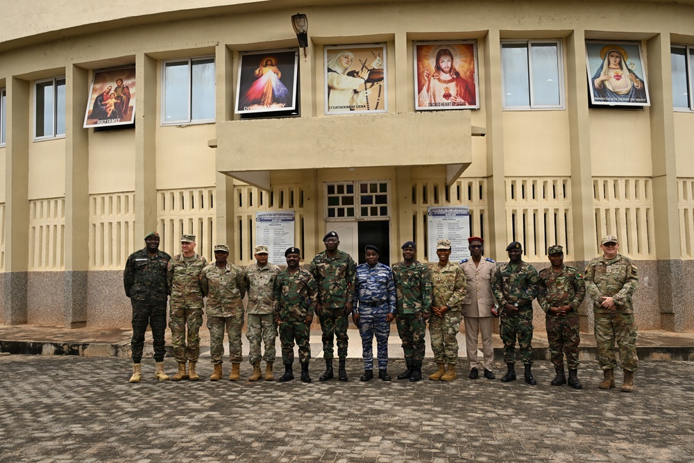 Multinational service members tour religious sites during the West Africa Religious Affairs Symposium (WARAS) in Ghana