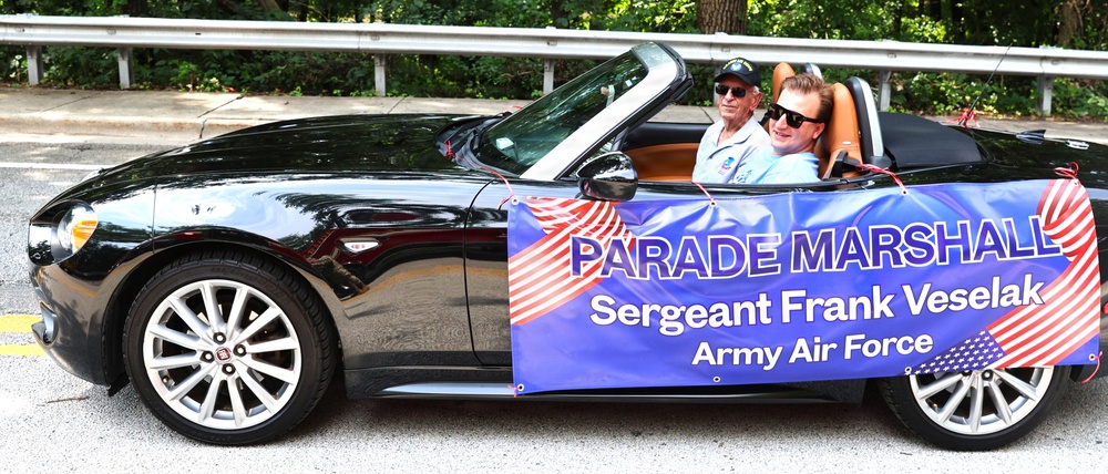 Illinois Army National Guard Helps North Riverside (IL) Celebrate 250 Years of Freedom