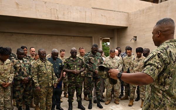 Multinational service members tour religious sites during the West Africa Religious Affairs Symposium (WARAS) in Ghana