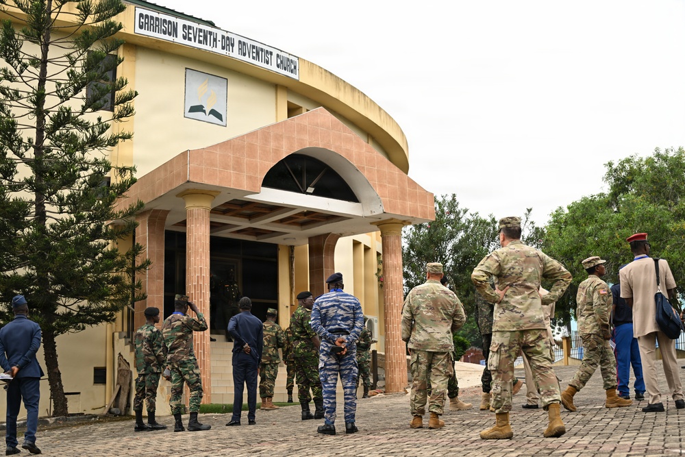 Multinational service members tour religious sites during the West Africa Religious Affairs Symposium (WARAS) in Ghana