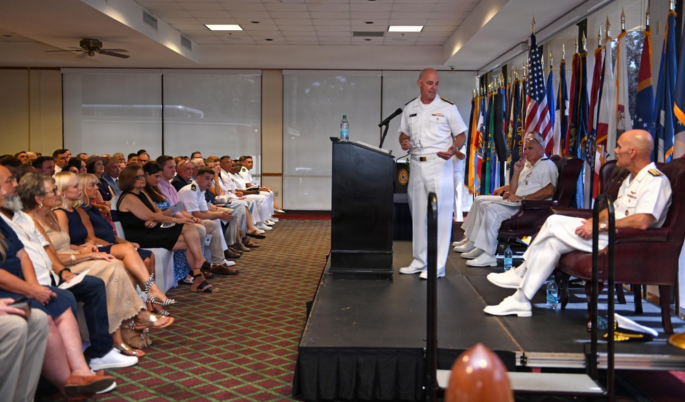Hill Relieves Hewitt as Commander, Navy Region Southeast