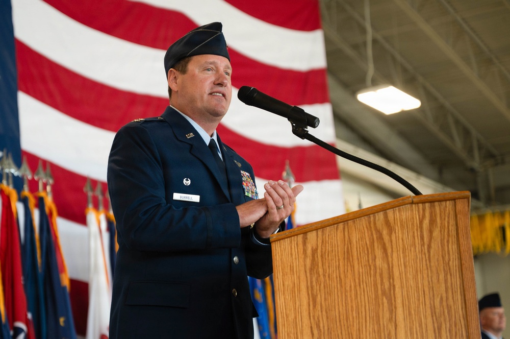 5th Bomb Wing welcomes new commander