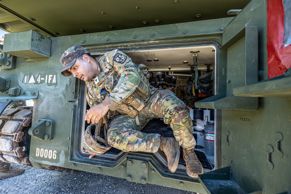 Happy Birthday: 1st Armored Division Soldiers celebrate 86 years with live-fire event at Fort Knox