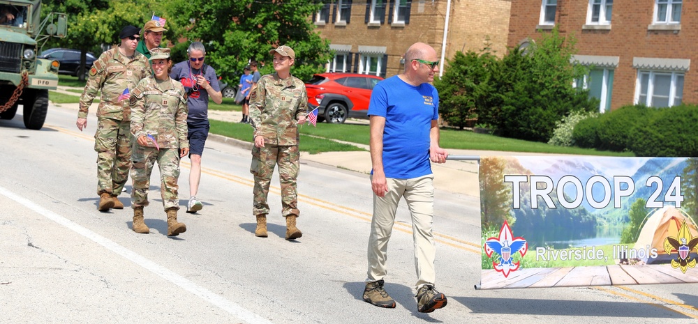Illinois Army National Guard Helps North Riverside (IL) Celebrate 250 Years of Freedom