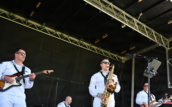 Navy Band Northwest Performs in Cheyenne, WY