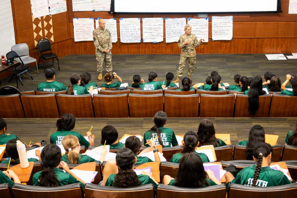 Pacific Air Forces and 94th Army Air and Missile Defense Command Deputy Commanders visit the Youth Impact Program