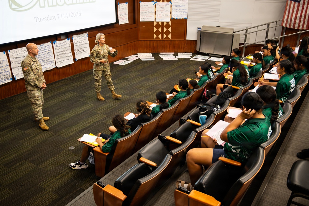 Pacific Air Forces and 94th Army Air and Missile Defense Command Deputy Commanders visit the Youth Impact Program