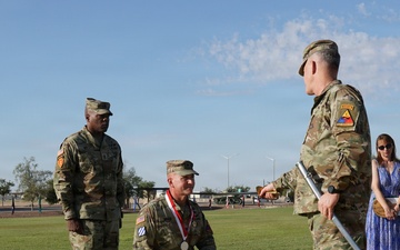Knight of the armor: Outgoing commander recognized with Order of Saint George