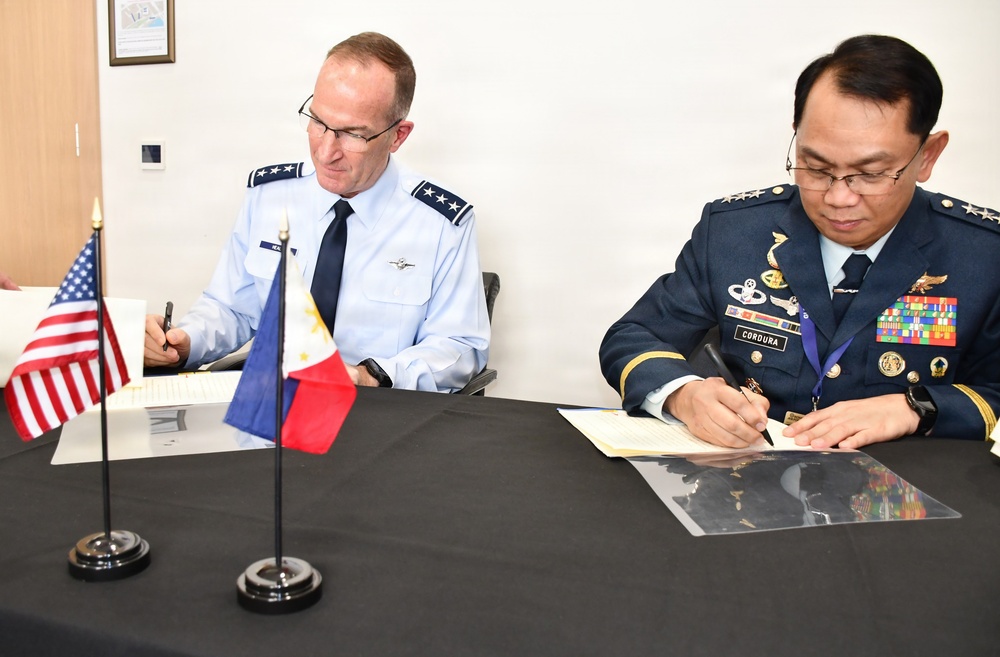 Air Force Reserve, Philippine Air Force strengthen defense partnership
