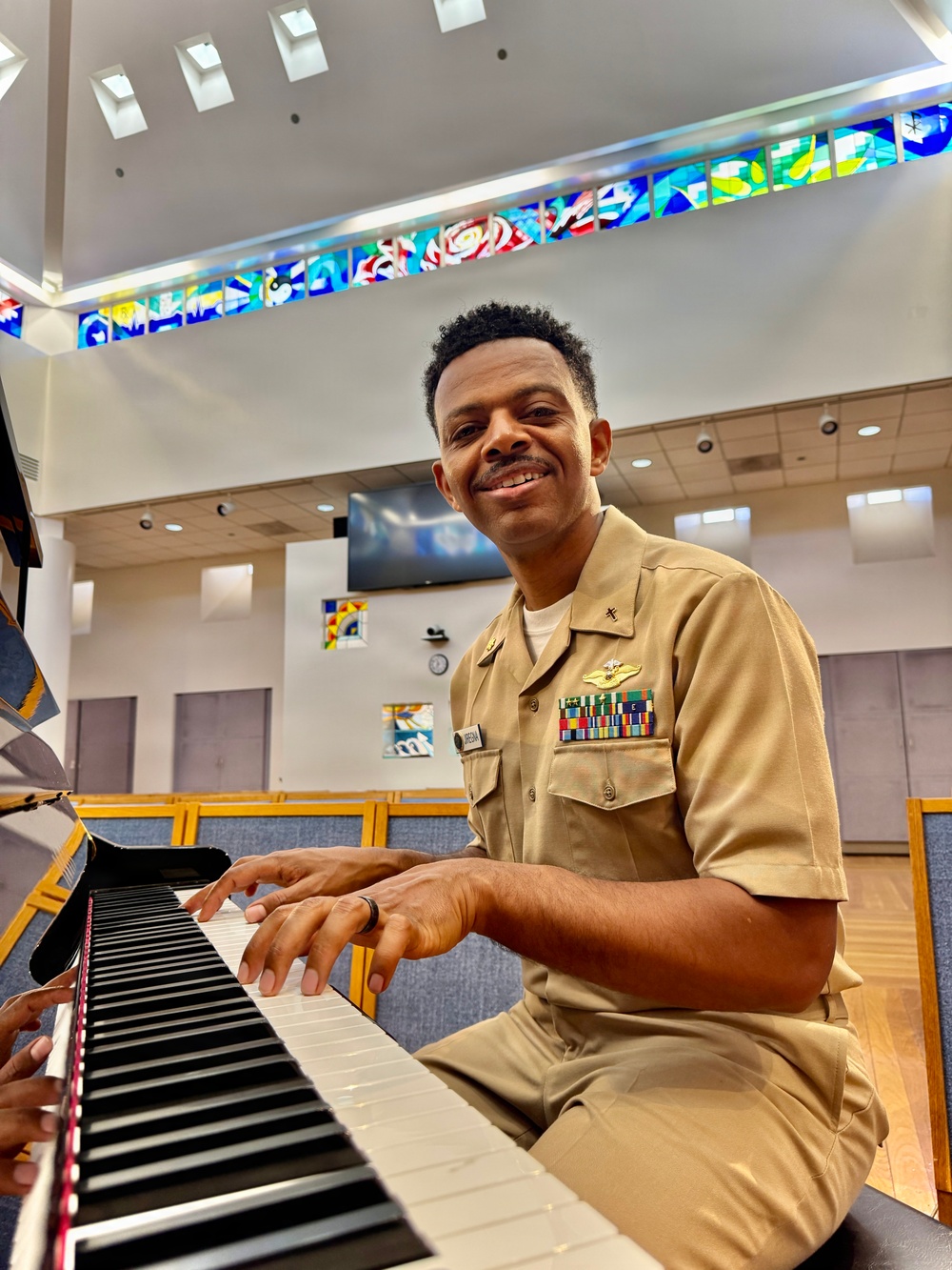 Navy chaplain uses AI-assisted music to support warfighter mental health care