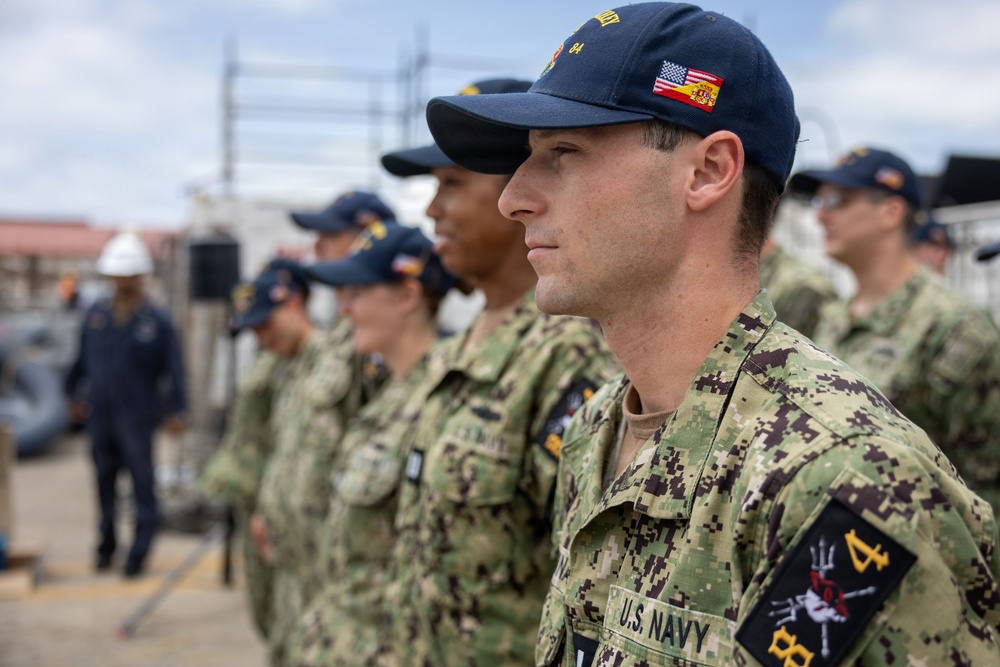Commander of CTF 64 awards USS Bulkeley (DDG 84) Sailors