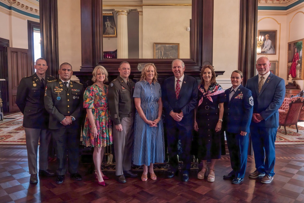 Missouri National Guard hosts Panamanian ambassador and defense attache