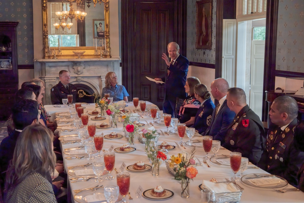 Missouri National Guard hosts Panamanian ambassador and defense attache