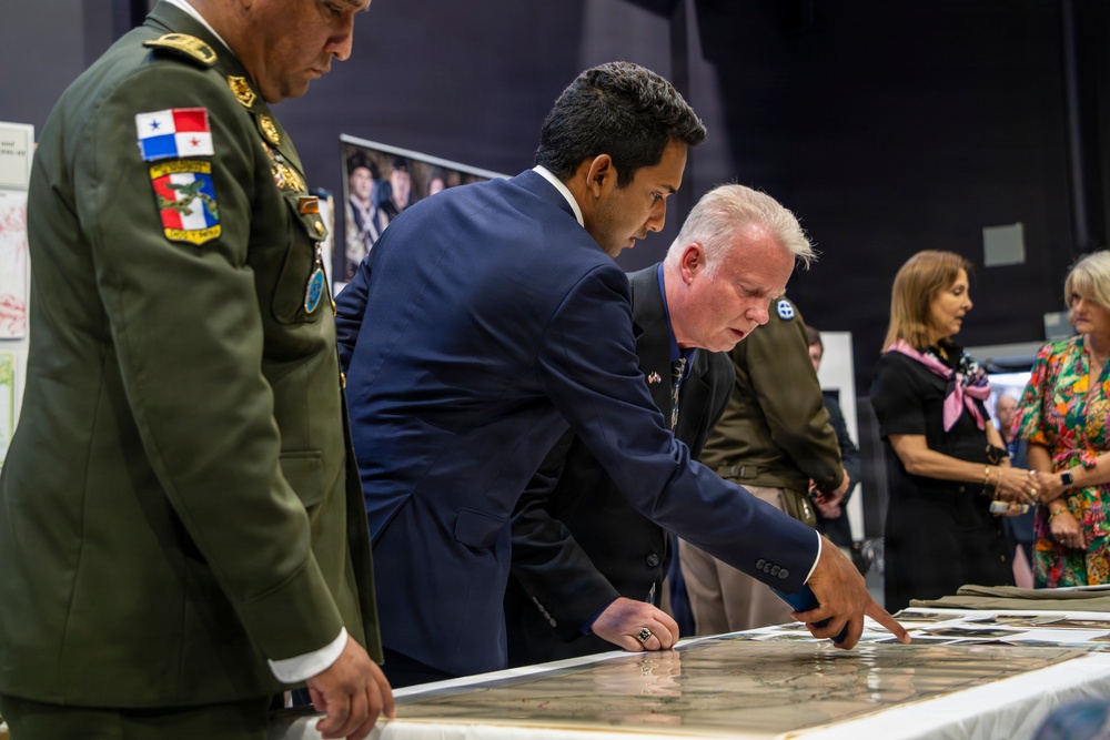 Missouri National Guard hosts Panamanian ambassador and defense attachee