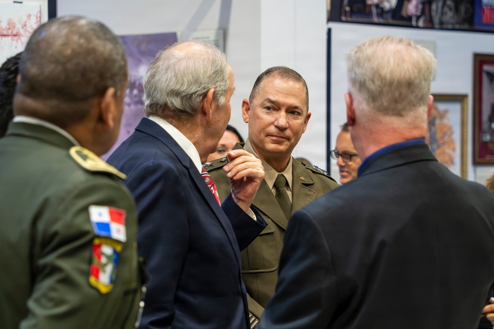 Missouri National Guard hosts Panamanian ambassador and defense attachee