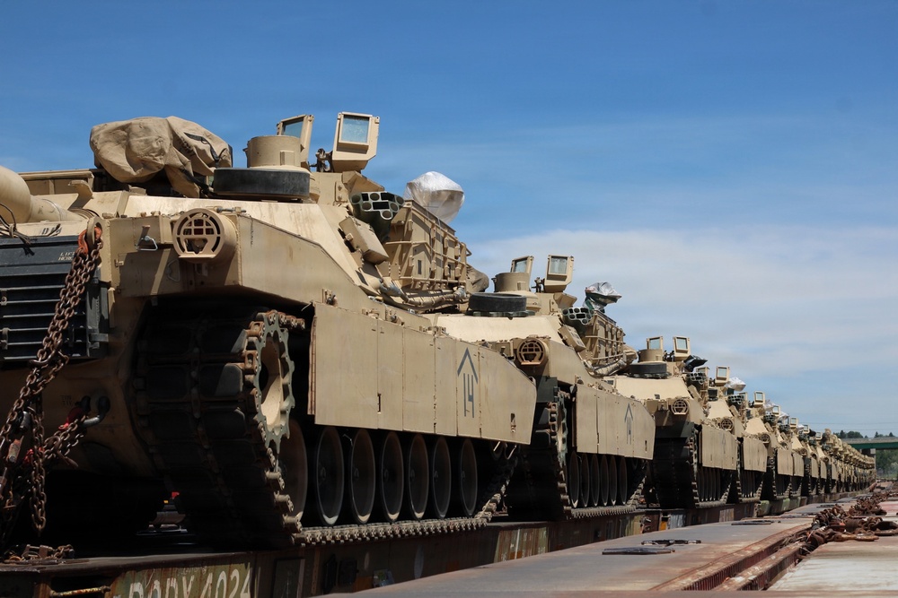 Iron Brigade Heads to Fort Irwin