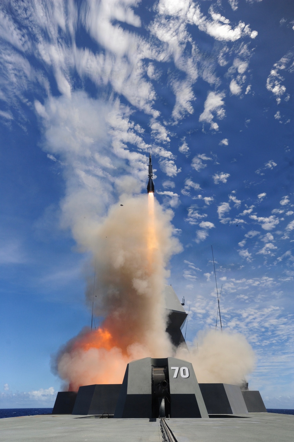 Republic of Singapore Navy fires an Aster missile during RIMPAC 2026