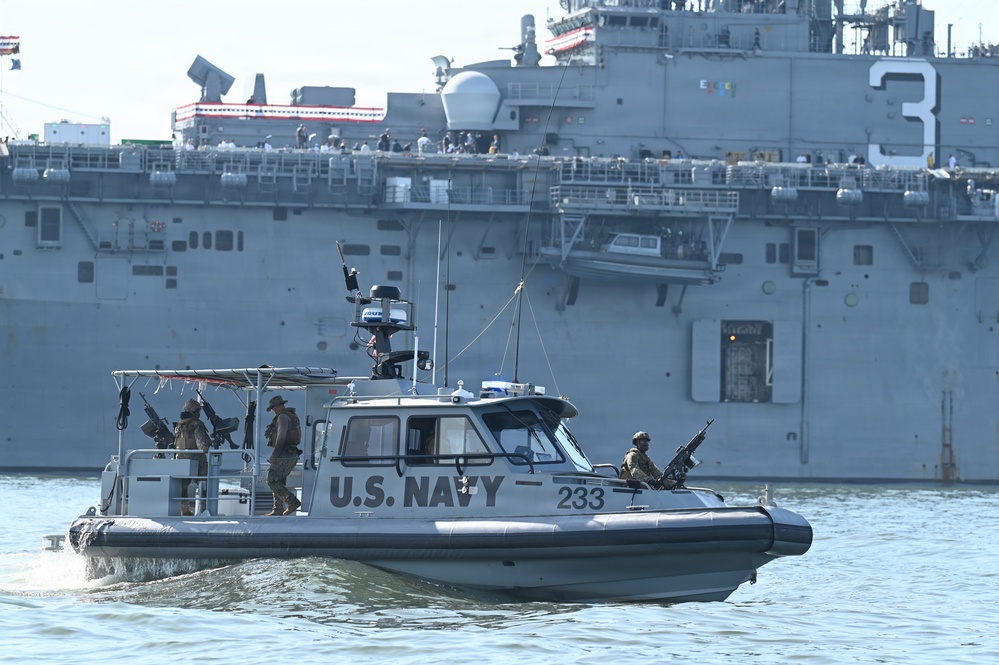 MSRON-4 Provides Waterside Security Near USS Kearsarge During International Naval Review 250