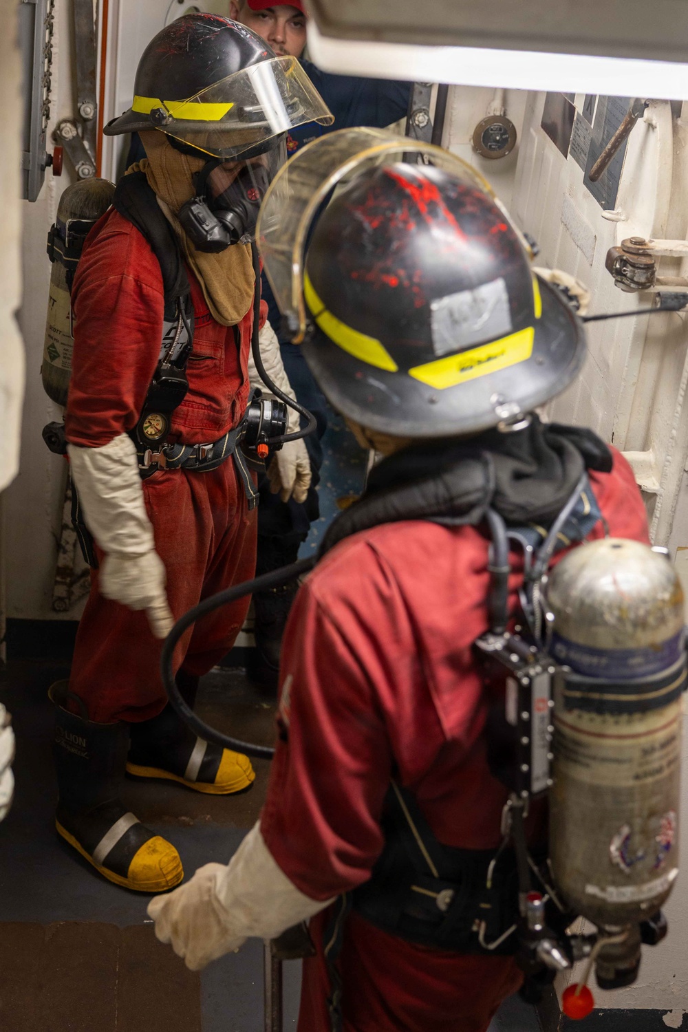 USS Rushmore Conducts Damage Control Drill