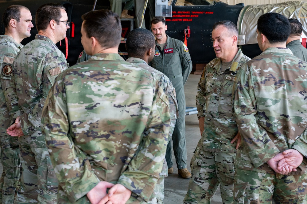 COMACC visits Team Osan