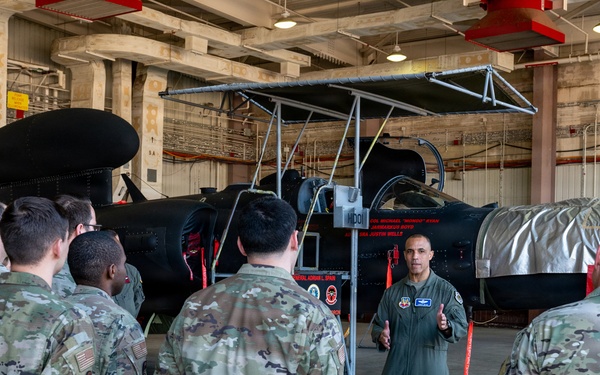 COMACC visits Team Osan