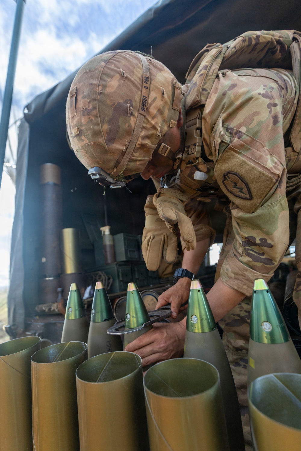 3-7 Field Artillery Conducts Live Fire Exercise at Schofield Barracks