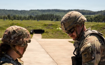 Wisconsin National Guard Soldiers Conduct Individual Weapons Qualification