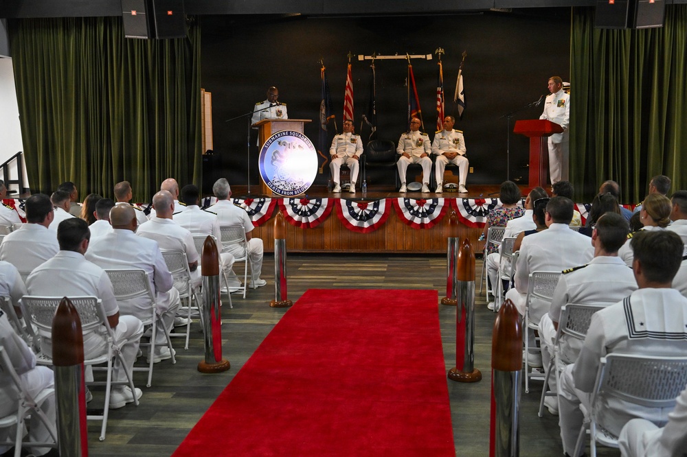 Commander, Submarine Squadron 15 holds change of command
