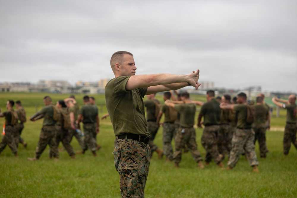 1st MAW staff noncommissioned officers participate in physical training