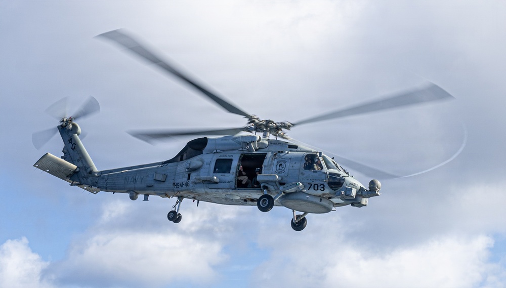 USS Mustin conducts flight operations
