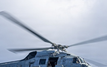 USS Mustin conducts flight operations
