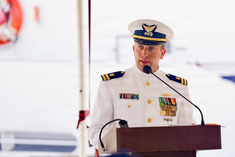 New commanding officer at helm of USCGC Myrtle Hazard