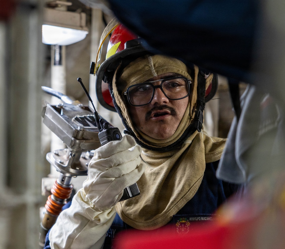 USS Mustin conducts damage control training drill