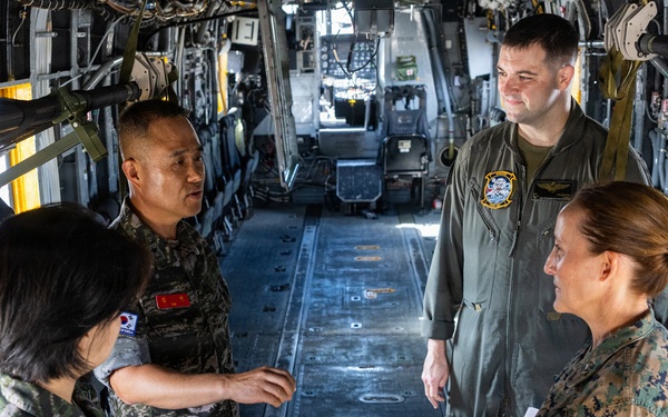 Commanding General of MARFORK, ROK Marine Corps Deputy Commandant tour MCAS Futenma