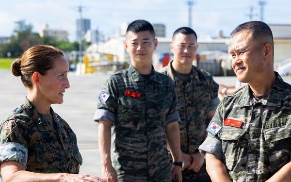 Commanding General of MARFORK, ROK Marine Corps Deputy Commandant tour MCAS Futenma