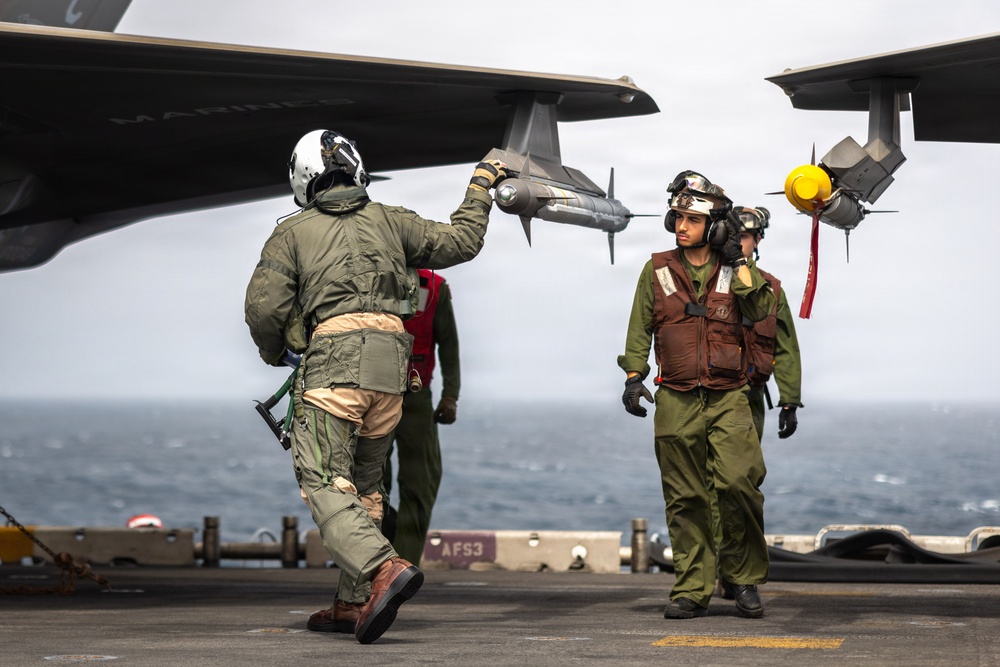 11th MEU Marines, Sailors Conduct Flight Operations Aboard USS Boxer