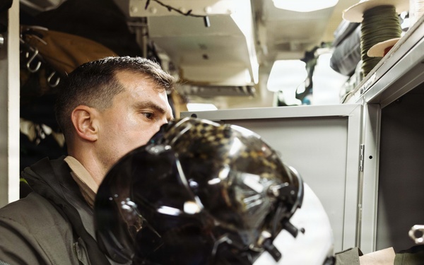 11th MEU Marines, Sailors Conduct Flight Operations Aboard USS Boxer