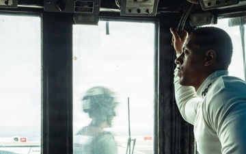 11th MEU Marines, Sailors Conduct Flight Operations Aboard USS Boxer