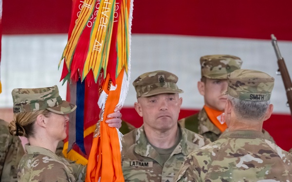 39th Strategic Signal Battalion Changes Command.