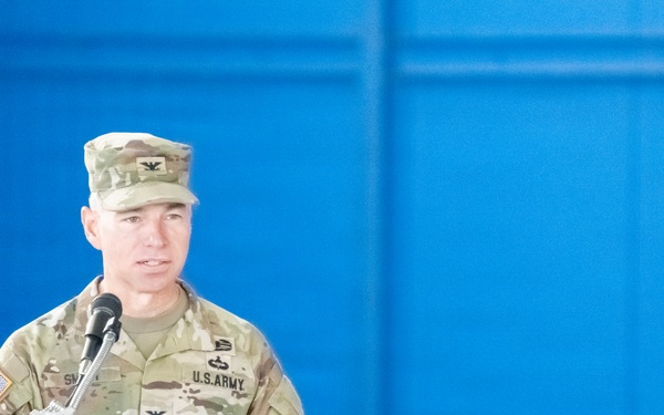 39th Strategic Signal Battalion Changes Command.
