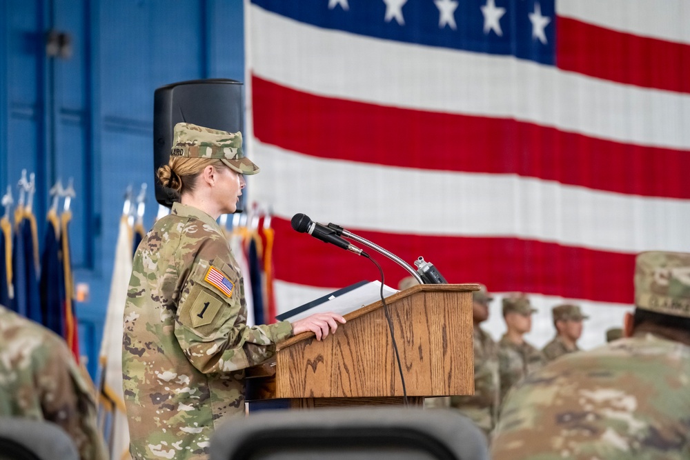 39th Strategic Signal Battalion Changes Command.