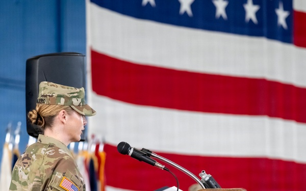 39th Strategic Signal Battalion Changes Command.